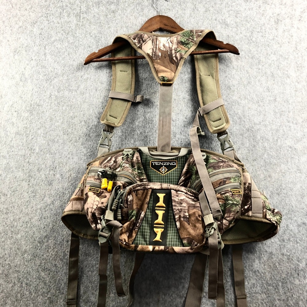 Tenzing TZ 930 Hunting Lumbar Pack Camo RealTree Backpack Day Bag Mesh Strap